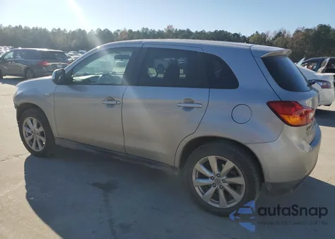 2015 Mitsubishi Outlander Sport Es z USA, uszkodzony, nr VIN 4A4AP3AW4FE059576